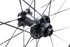 NOVA カーボンホイール セラミックハブ付き（新品） | Nepest